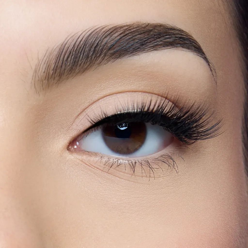 [TL-I08] Pestañas Irreverente-Elegante True Lashes